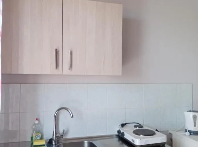 Erminia Apartament Mousata